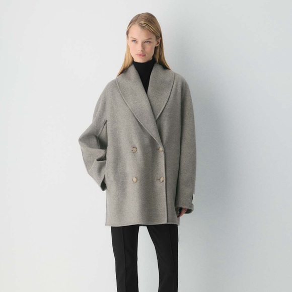 Aritzia Mezzanine Coat - Picture 1 of 16